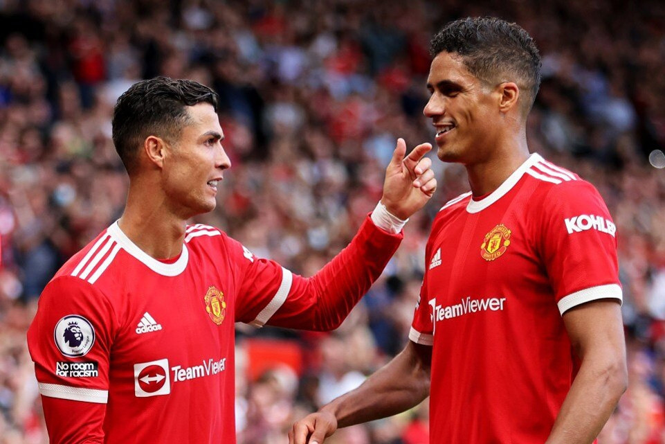 Rời MU, Varane tái hợp Ronaldo hưởng lương 'khủng'