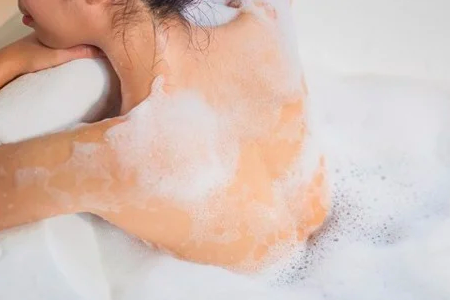 Thu hồi trên toàn quốc hàng loạt dầu gội, sữa tắm