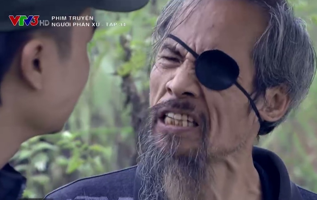 chu hung nguoi phan xu.jpeg