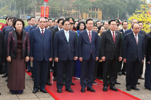 Lãnh đạo Đảng, Nhà nước viếng Chủ tịch Hồ Chí Minh nhân dịp Tết Nguyên đán