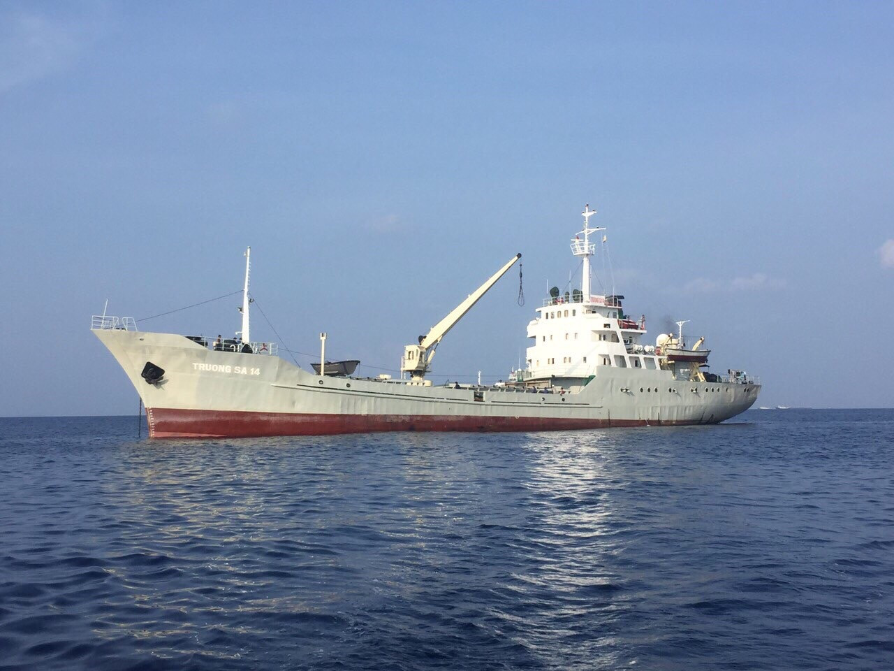 Xuân về giữa biển khơi, tàu Trường Sa rộn ràng đón Tết img 1061.jpg