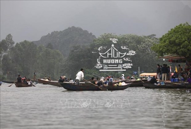 Huong Pagoda Festival to begin on February 11 hinh anh 1