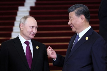 Tổng thống Nga Putin và Chủ tịch Trung Quốc Tập Cận Bình điện đàm