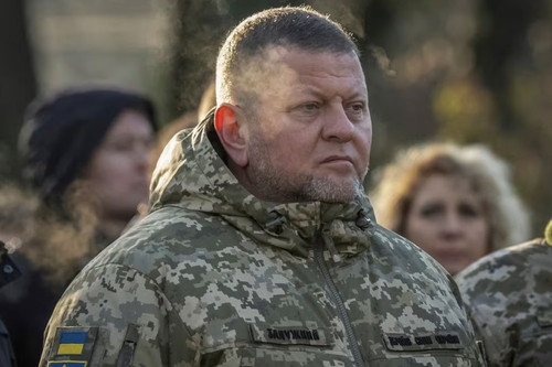 Tổng thống Ukraine Zelensky sa thải tướng Zaluzhnyi, bổ nhiệm Tổng tư lệnh mới