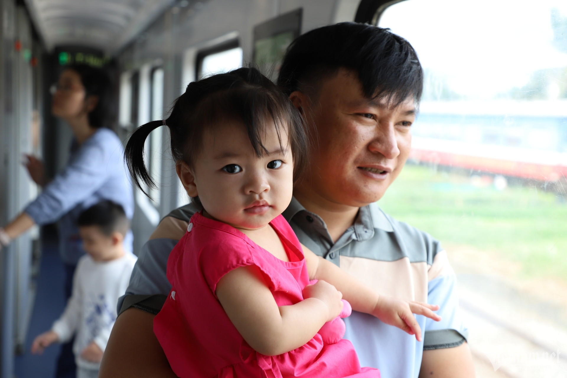 W-11-1chuyen-tau-cuoi-nam-vietnamnet.jpg