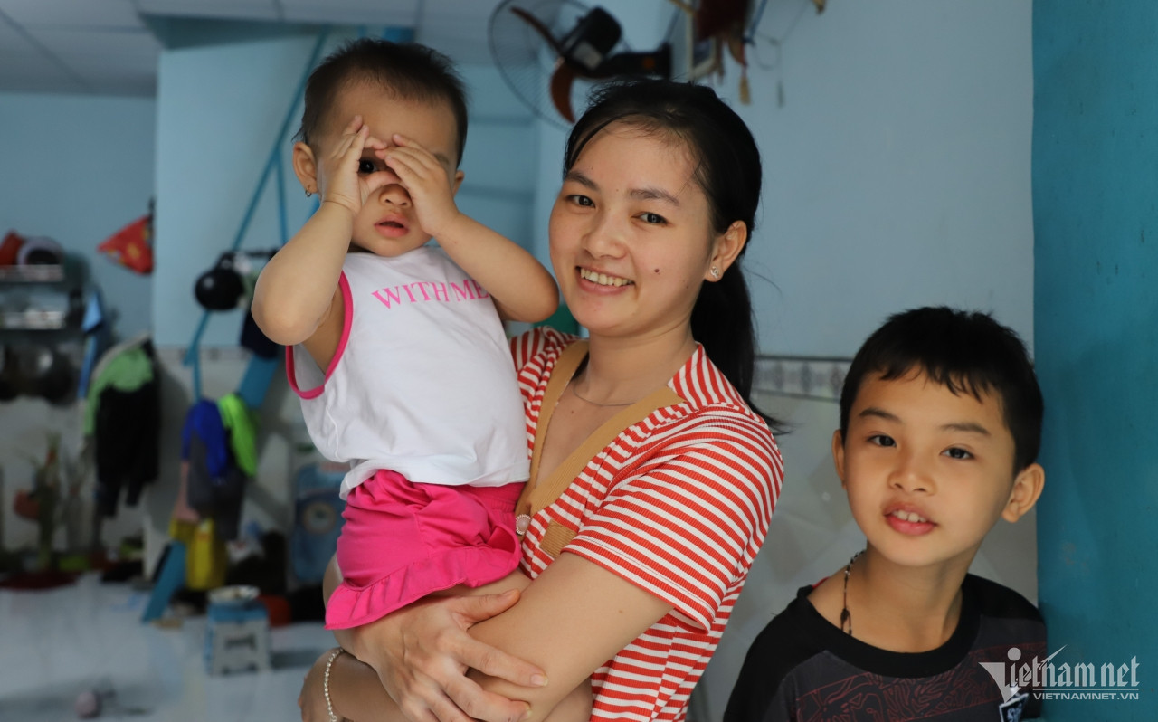W-cong-nhan-1-1.jpg