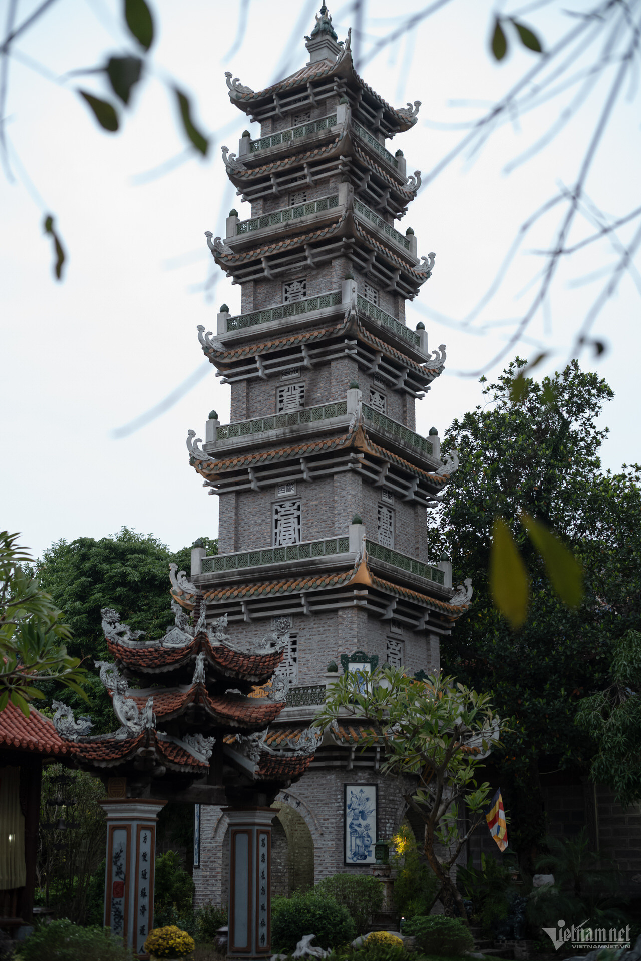 W-m10p2114-1.jpg