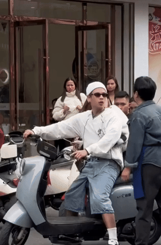 Cô chủ quán bánh cuốn chỉ trích Mai Anh - JayKii: 'Người nổi tiếng mà tính tình không tốt' ảnh 4