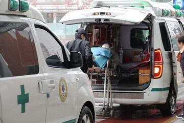 Bệnh viện rơi vào cảnh hỗn loạn vì hàng nghìn bác sĩ Hàn Quốc đình công