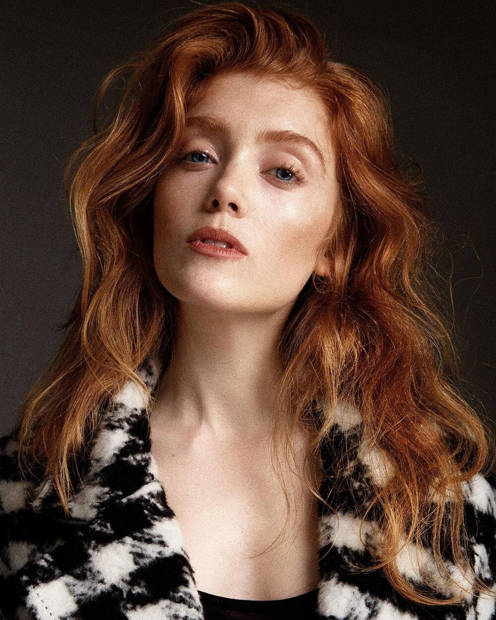 View - Ứng viên sáng giá Miss World 2023: Đam mê lái máy bay, quá khứ nhiều vết 'sẹo'