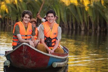 Việt Nam vào top điểm đến hấp dẫn nhất cho người trẻ 'thoát khỏi vùng an toàn'