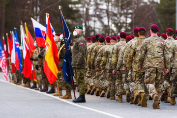 Pháp tập hợp các nước có thể gửi quân tới Ukraine