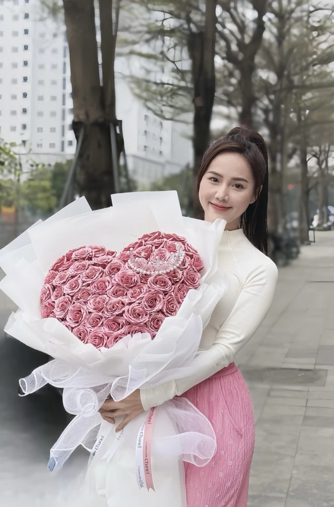 minh thu, to dung, pho trong lang, huong vi tinh than, ban gai to dung anh 1