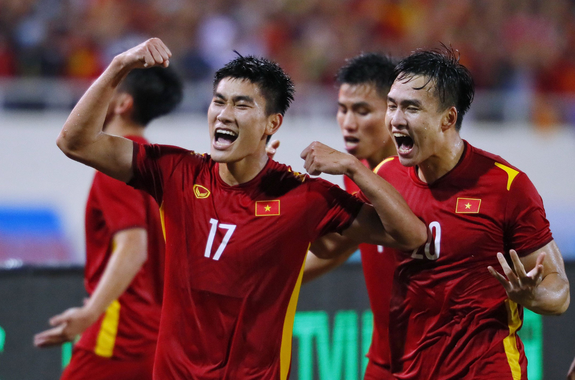 nham manh dung 4770.jpeg