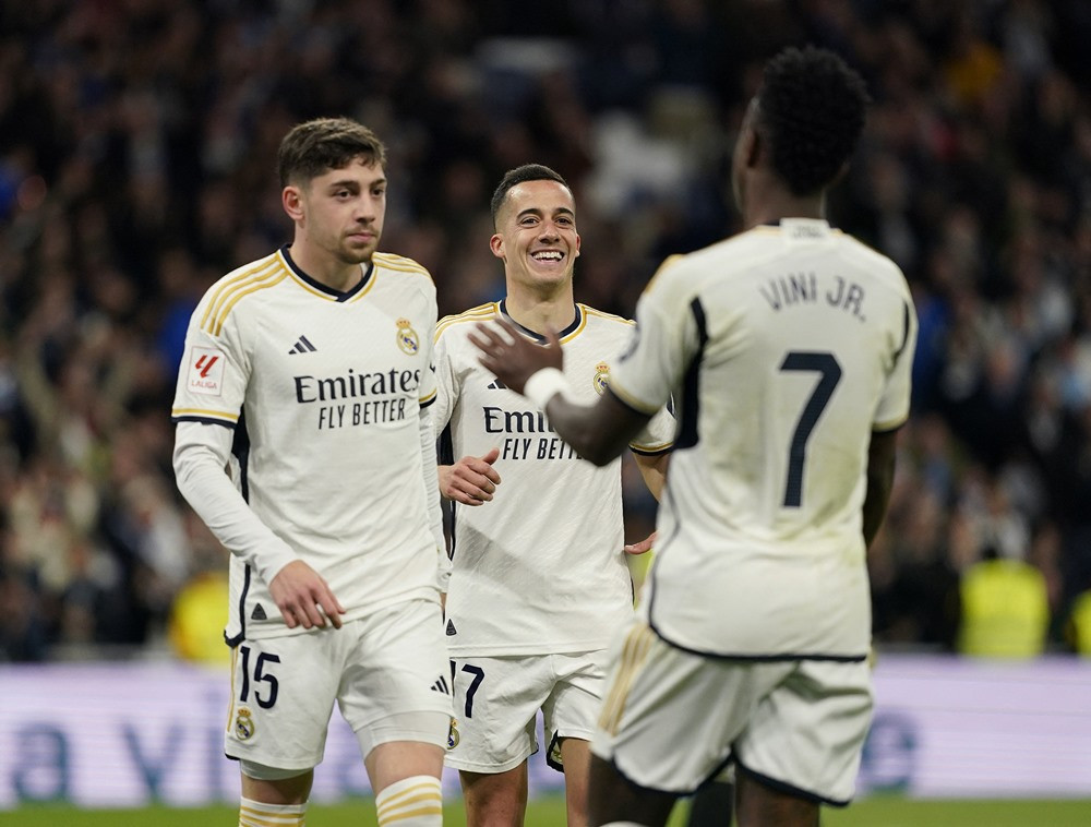 Real Madrid thắng to Celta Vigo, 'cắt đuôi' Barca real madrid v celta vigo 7.jpg