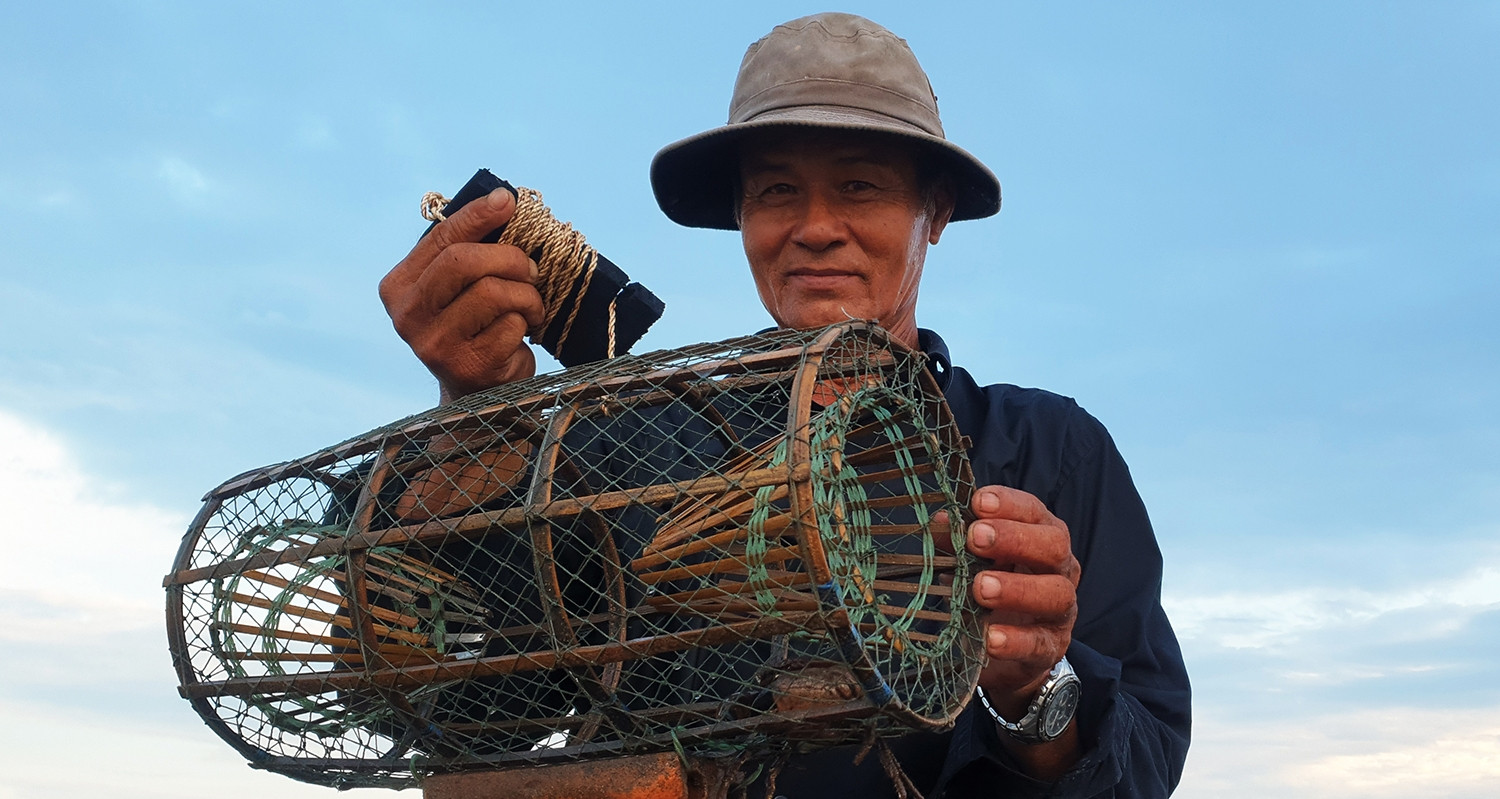 View - Thợ săn tiết lộ 'mồi độc' bắt loại đặc sản vạn người mê ở ven biển Cà Mau