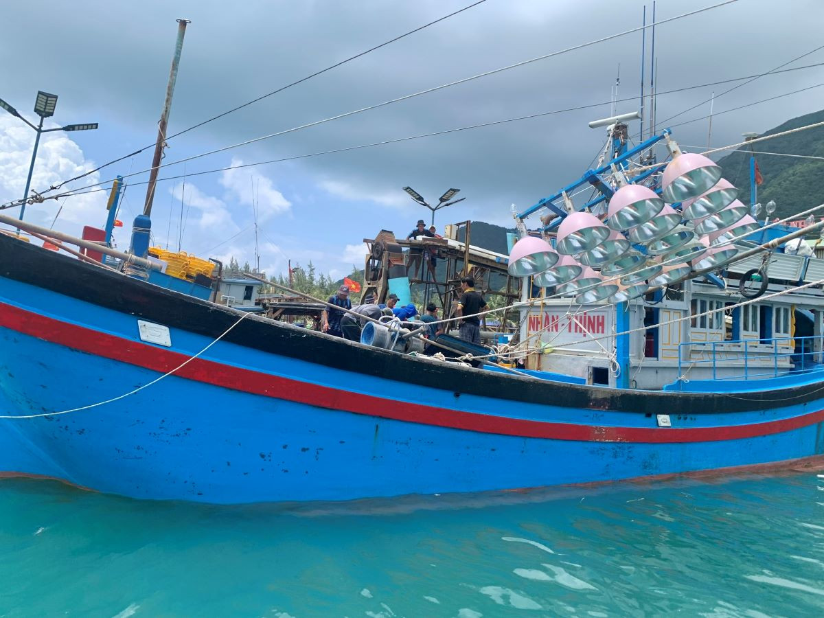 3 hai san quang ninh ok.jpg