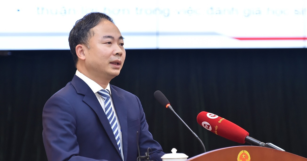 Đề thi tốt nghiệp THPT năm 2025 sẽ được lấy câu hỏi từ đề các trường