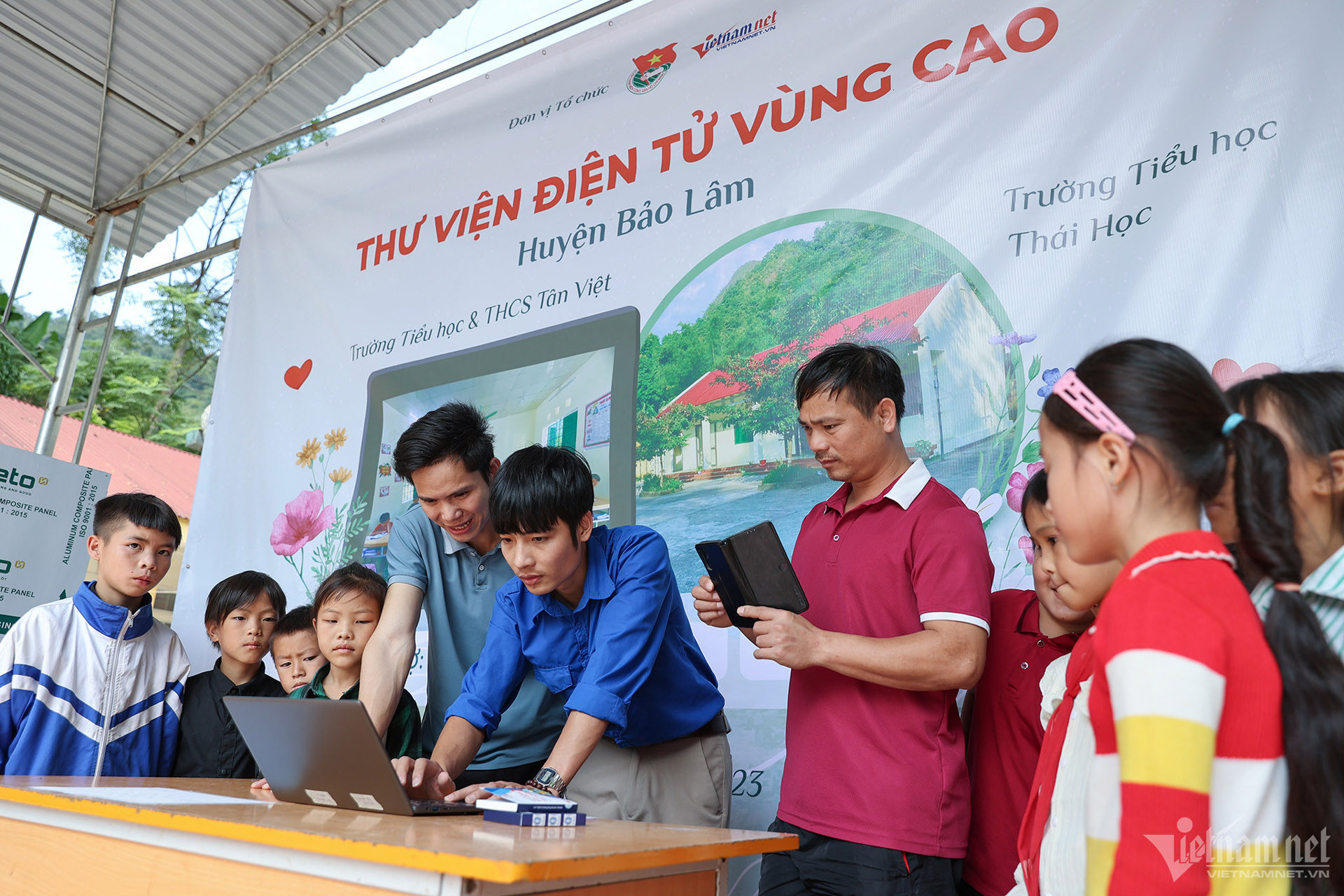 w a58i3939 1 871.jpg