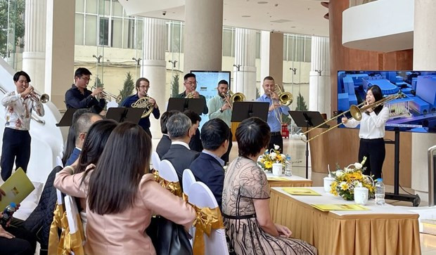 World-renowned orchestra to perform in Vietnam in April hinh anh 2