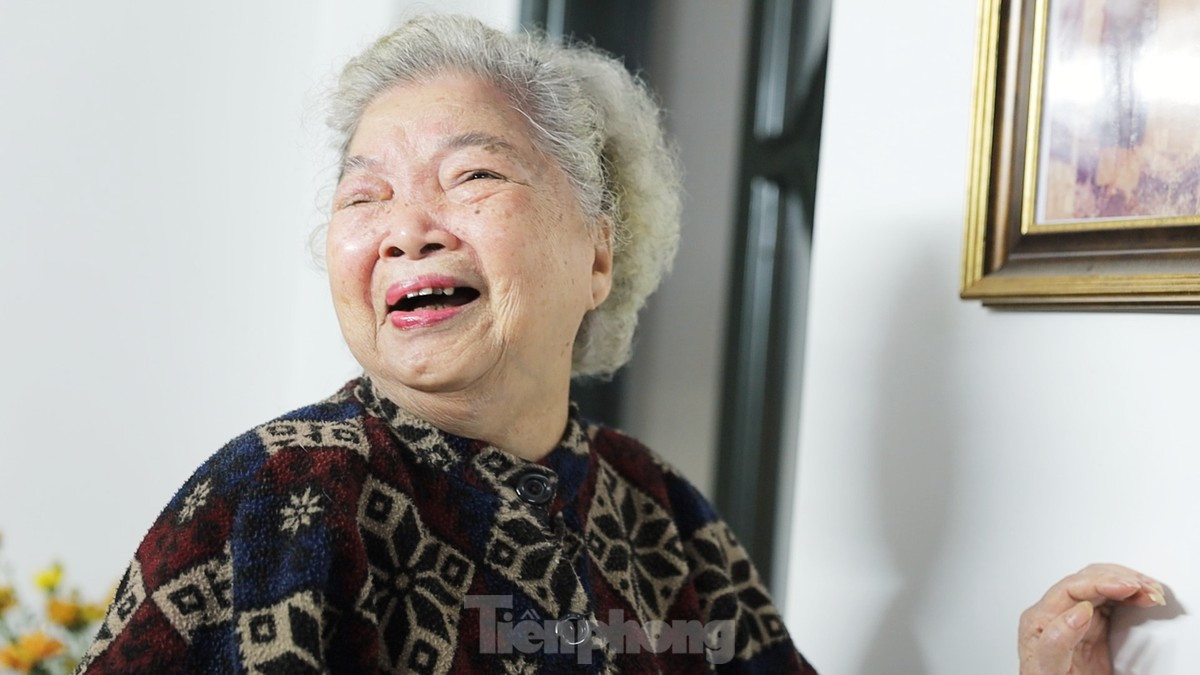 Cuộc sống ở tuổi 87 của nghệ sĩ Lê Mai vừa được phong NSƯT ảnh 9