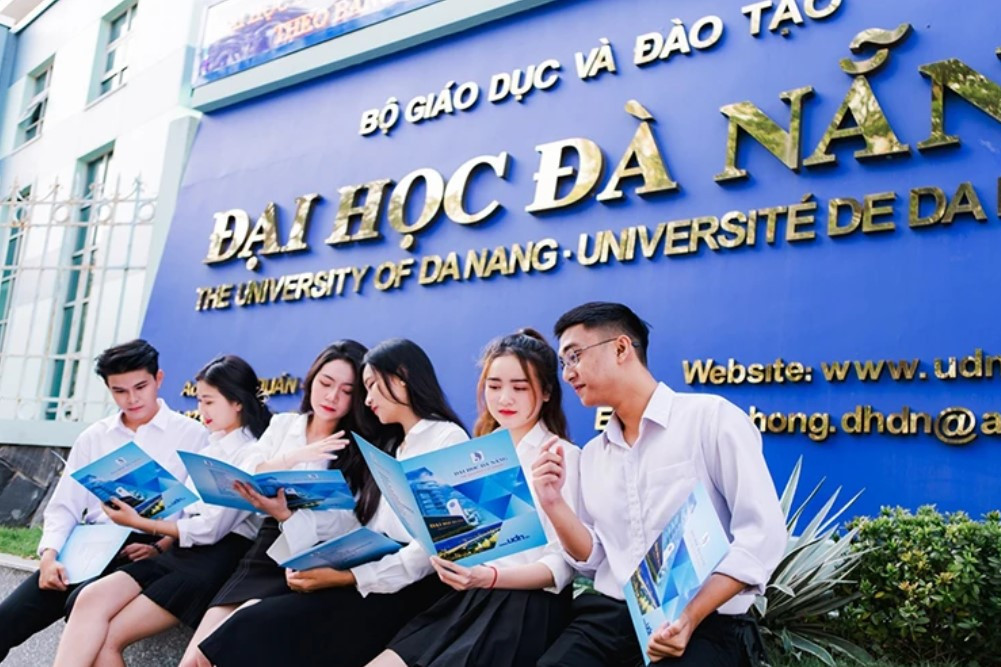 ĐH Đà Nẵng lên tiếng vụ 19 giảng viên được cử đi học tiến sĩ nước ngoài không về