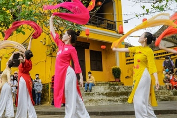 Hoi An Memories 2024 returns with numerous colourful street events