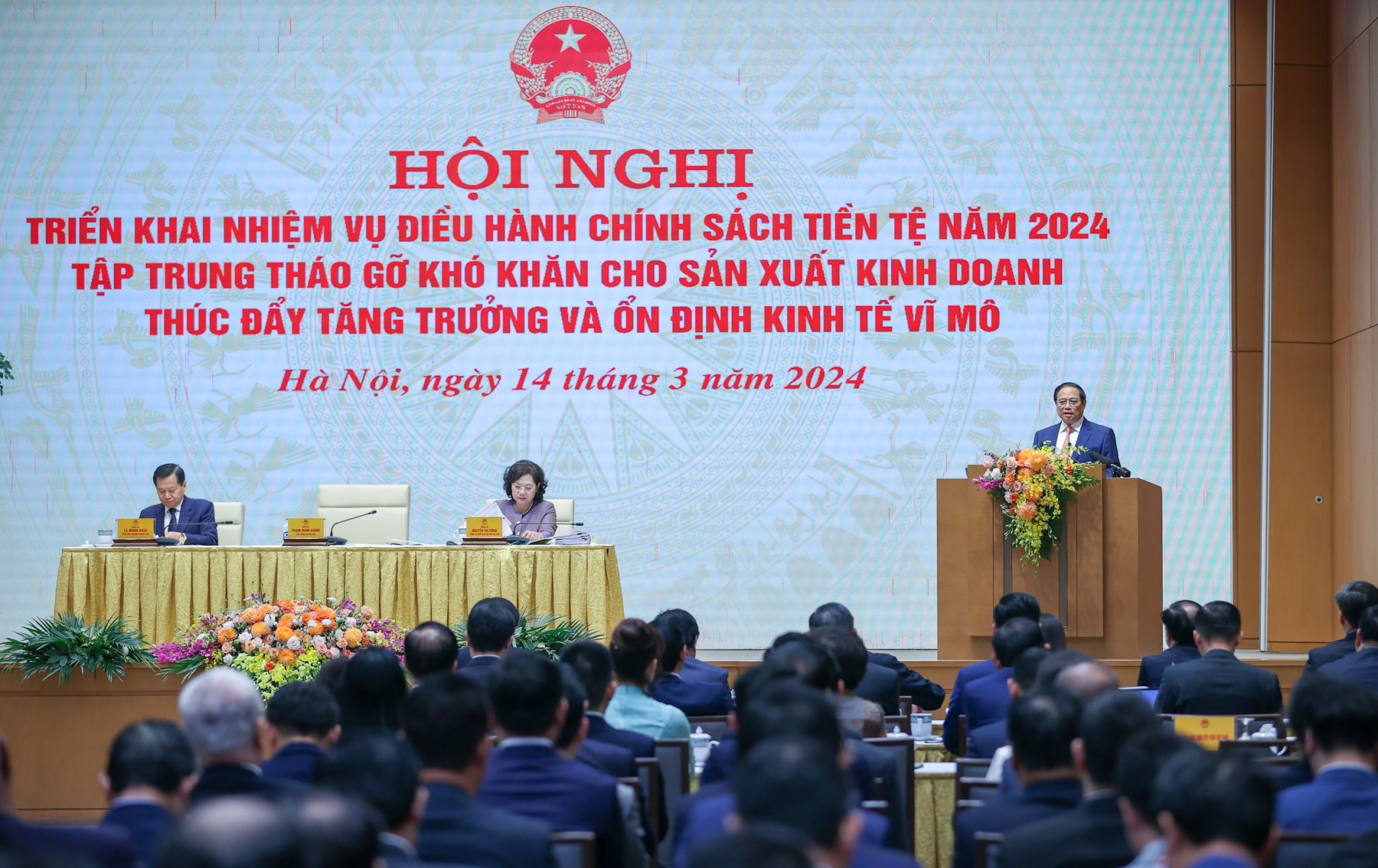 hoi nghi thu tuong.jpg