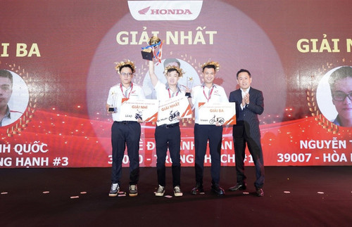 Honda Việt Nam vinh danh 3 nhân viên bán hàng xuất sắc 2023-2024