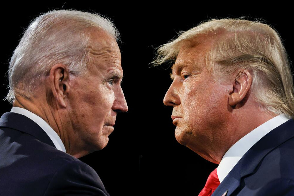 Ông Trump vượt Tổng thống Biden về tỉ lệ ủng hộ trong thăm dò dư luận