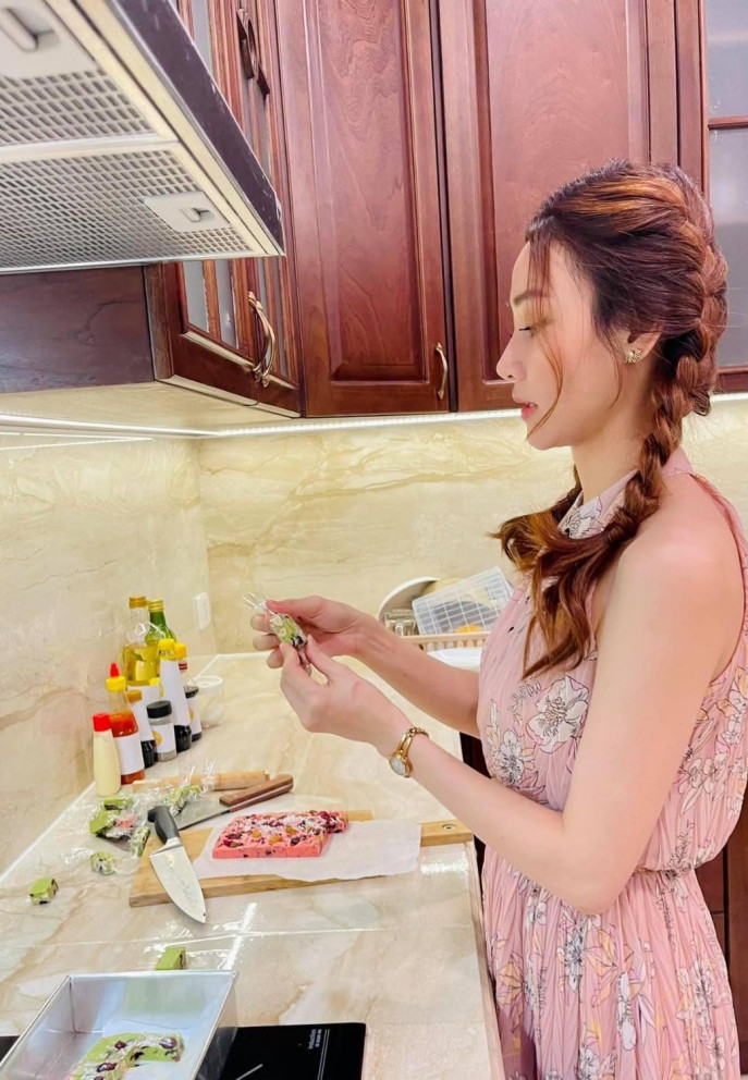 batch dda nh hot sao vie t 15 39 1710422706.jpg