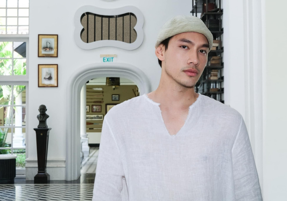 View - Lý Quí Khánh: Tôi luôn giấu đi những khó khăn, tuyệt vọng!