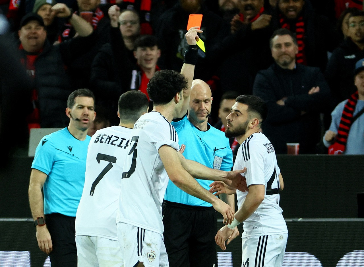 View - Kết quả bóng đá Leverkusen 3-2 Qarabag - Vòng 1/8 Europa League