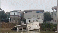 Bản tin cuối ngày 15/3: Chủ căn nhà bị sông Cầu 'nuốt chửng': Chỉ biết khóc