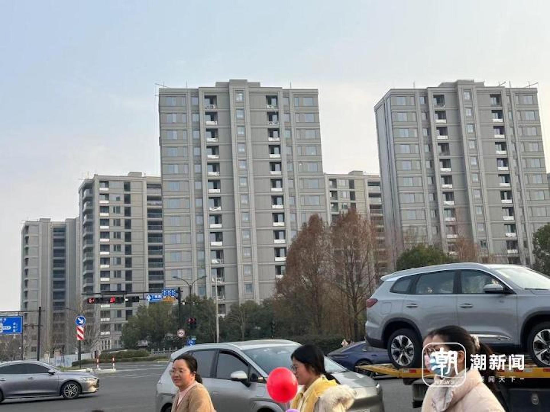 chu nha 2.jpg