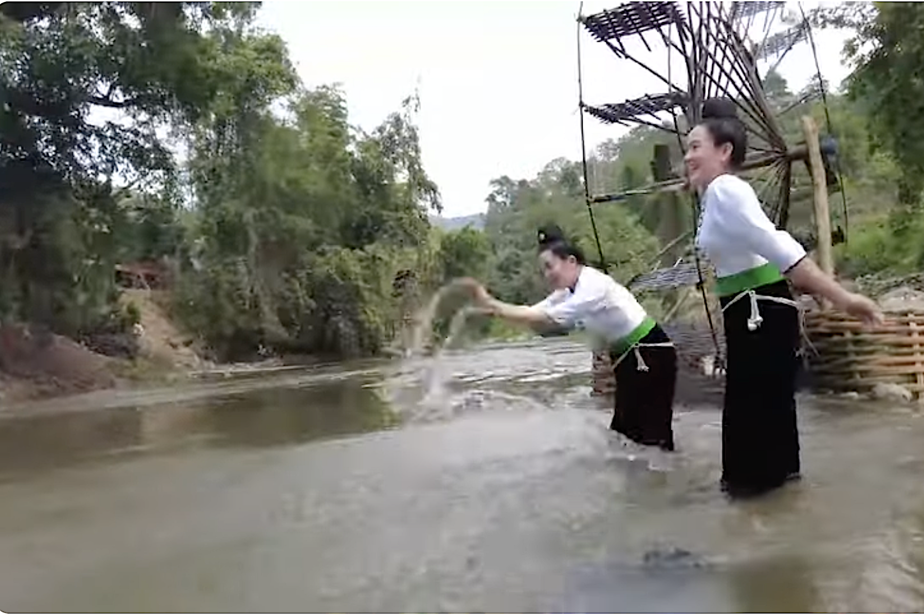 Điện Biên phát triển ngành công nghiệp “không khói” theo hướng chuyên nghiệp