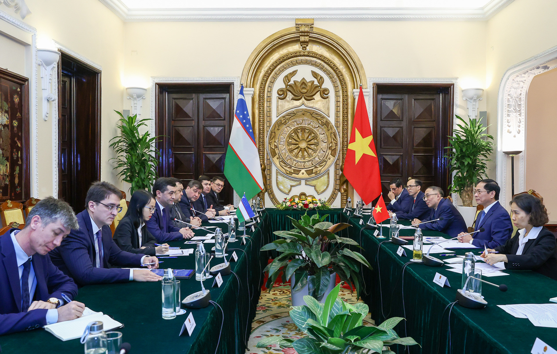 bakhtiyor saidov bui thanh son 0423.jpg
