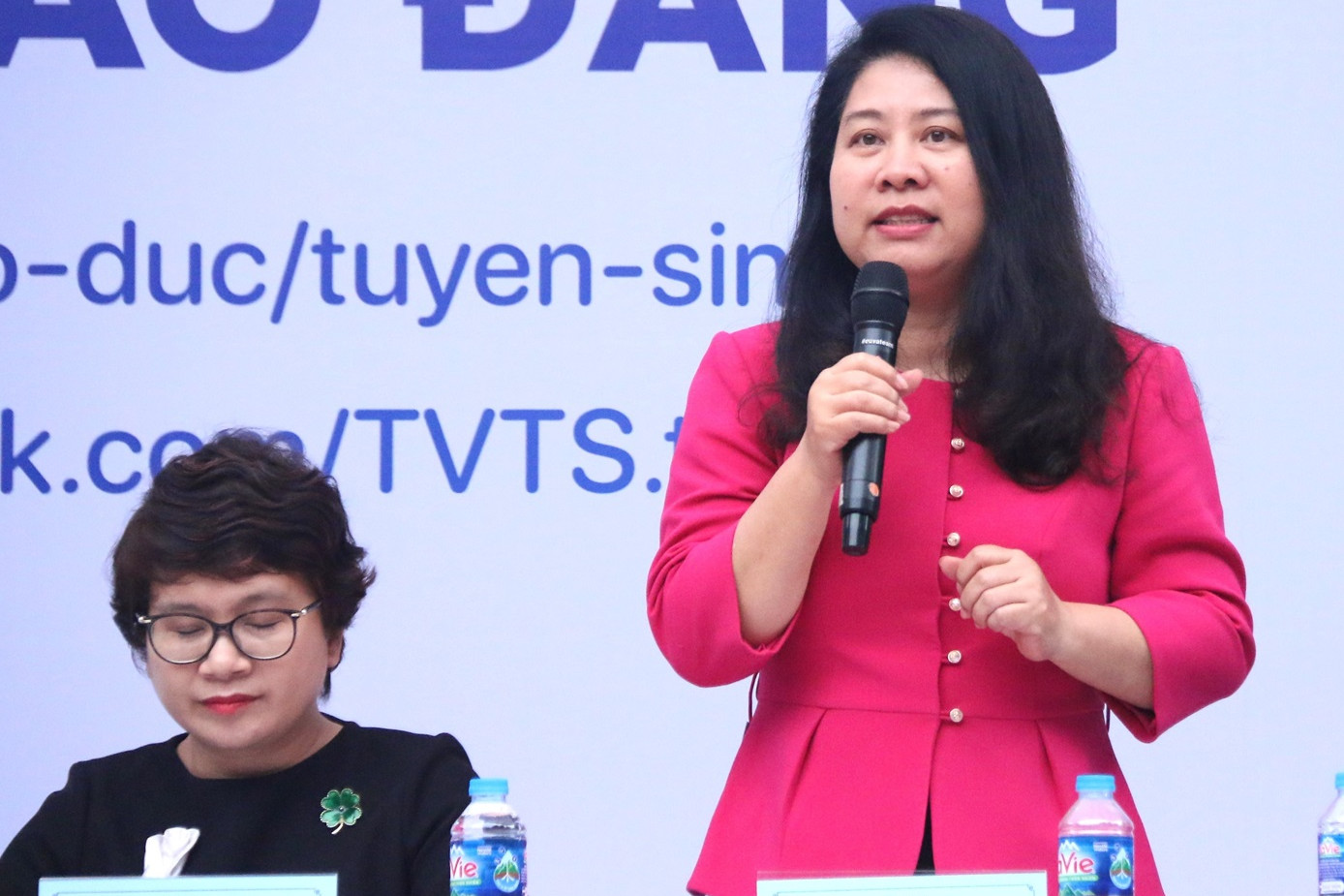 'Không trường đại học nào bỏ xét tuyển bằng chứng chỉ ngoại ngữ'