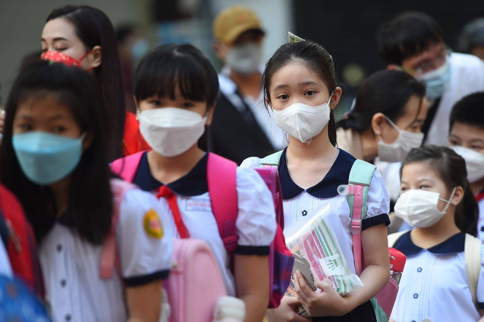 ‘Nhiều phụ huynh làm tóc tiền triệu không tiếc nhưng đóng tiền ở trường là xét nét từng đồng’