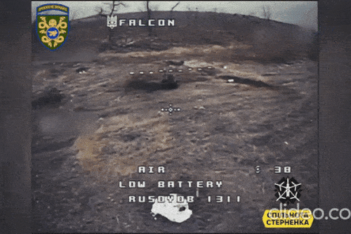 Video UAV Ukraine bắn nổ robot quân sự của Nga trên tiền tuyến
