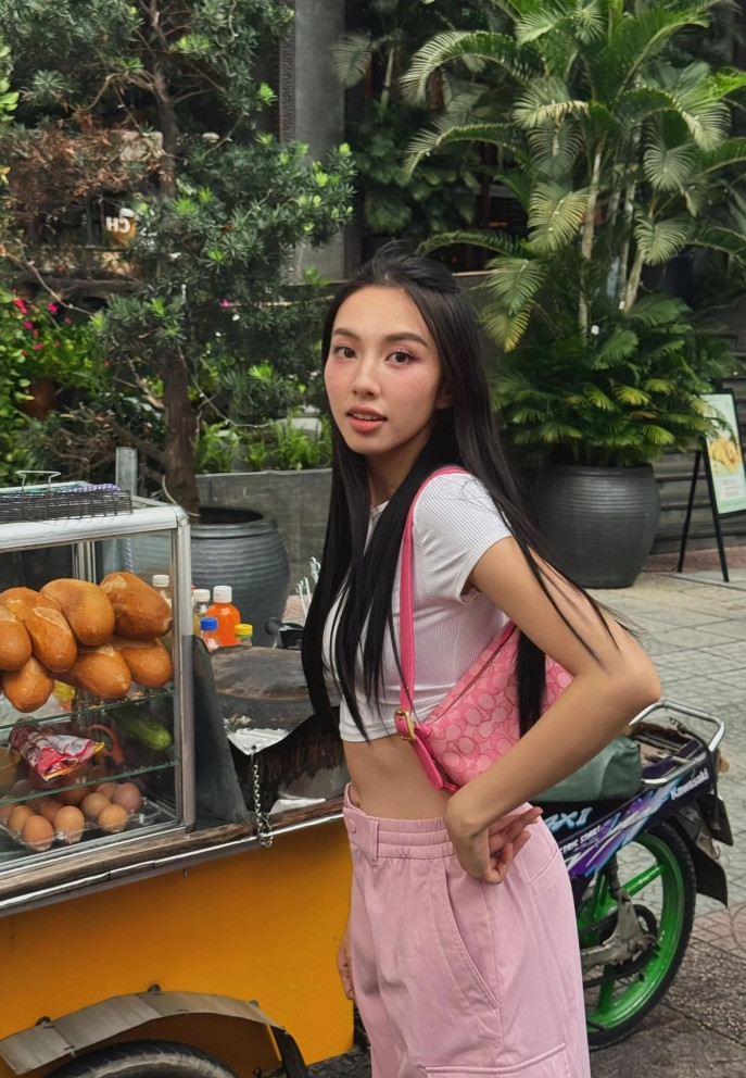 batch dd4321277629458908702809997426532772819338136n 22021994.jpg