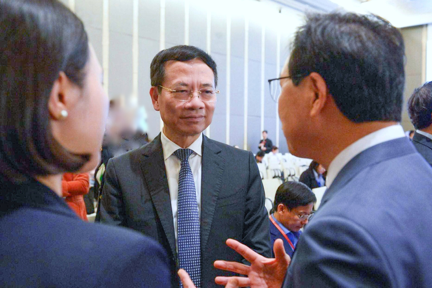 bt nguyen manh hung vbf 1.jpg