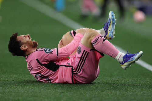 Messi lỡ 2 trận đấu của tuyển Argentina vì chấn thương