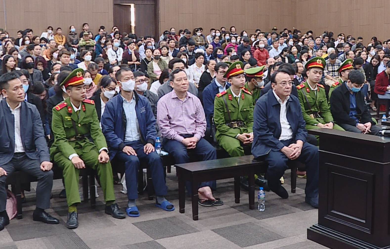 xx tan hoang minh.png