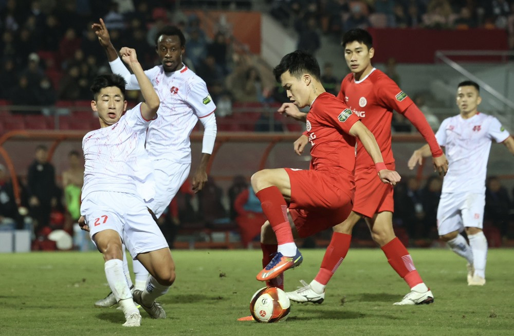 hai phong vs the cong 1.jpg