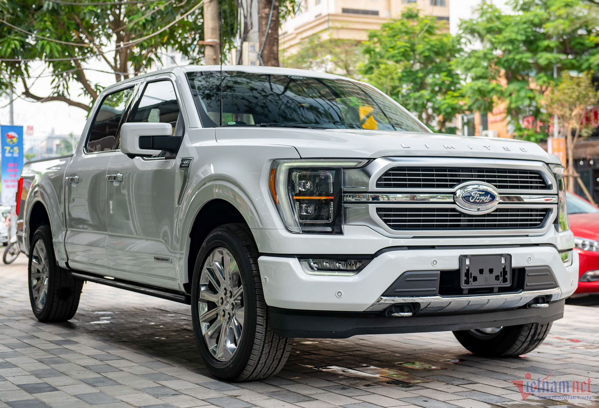 W-ford-f150-limited-1-1.jpg