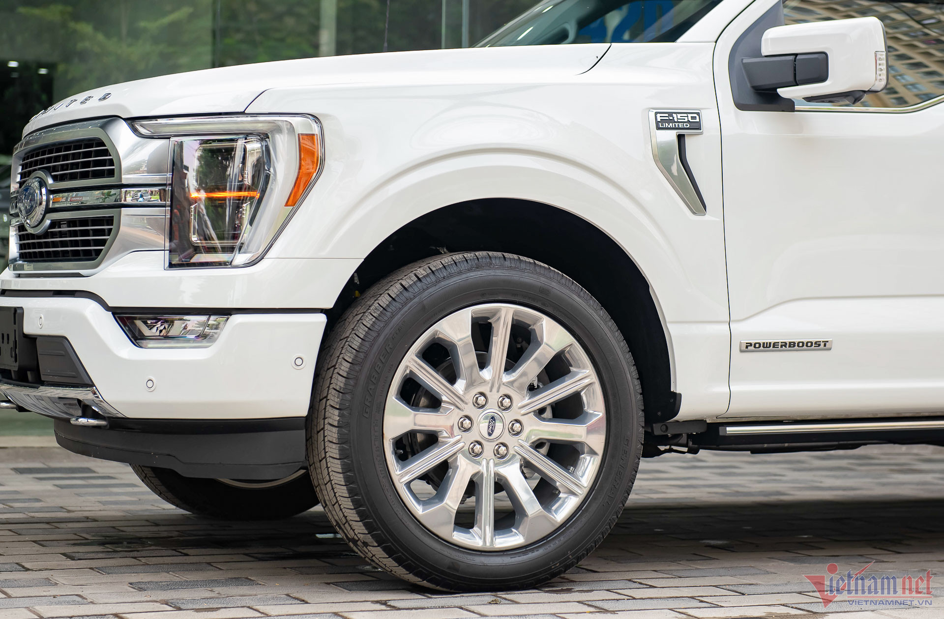 W-ford-f150-limited-7-1.jpg