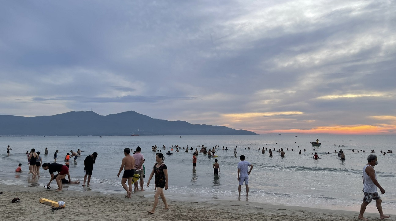 anh bai thay sua.jpg