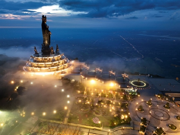 tay ninh travel.jpeg