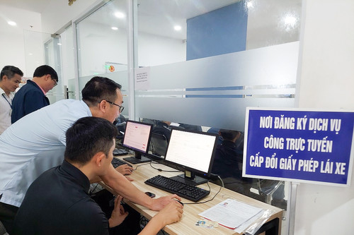 Thêm 2 điểm cấp đổi giấy phép lái xe ở Hà Nội